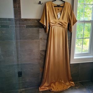 NWT Vintage GUCCI Kimono-style gown in lush 100% seta silk ⭐️HOST PICK⭐️